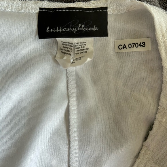 Brittany Black Sheer Lace sleeveless white top in M - Picture 1 of 1